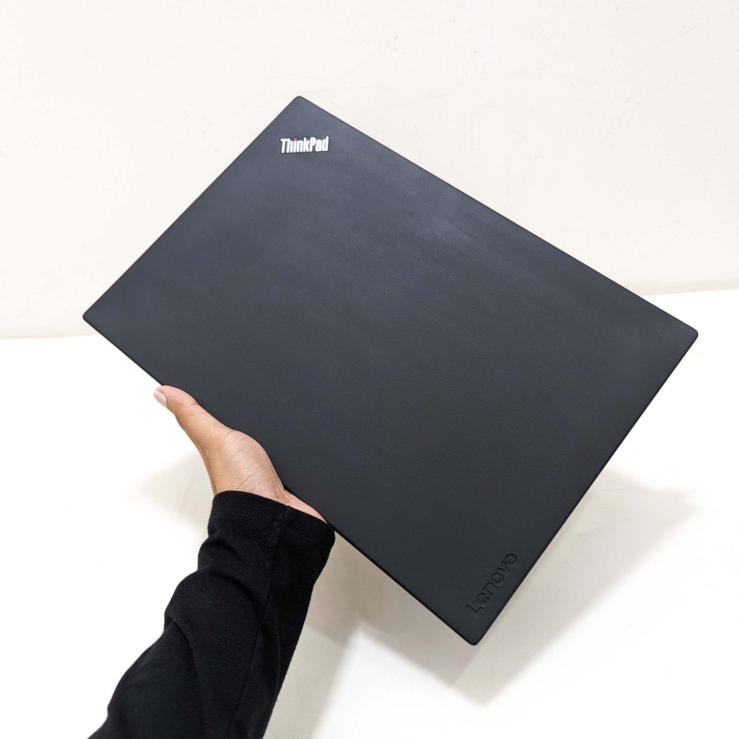 Lenovo ThinkPad T470 Core-i5-6th Gen 8GB RAM 256GB SSD 14″ Display Like A New Laptop