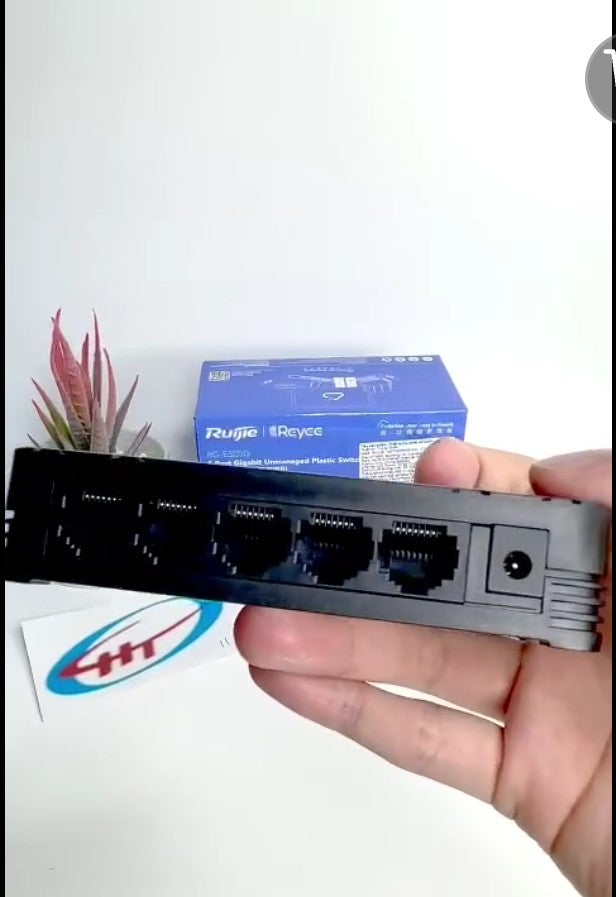 RUIJIE RG-ES05G 5-PORT GIGABIT ETHERNET SWITCH, UNMANAGED, PLUG AND PLAY - KUN TRADERS