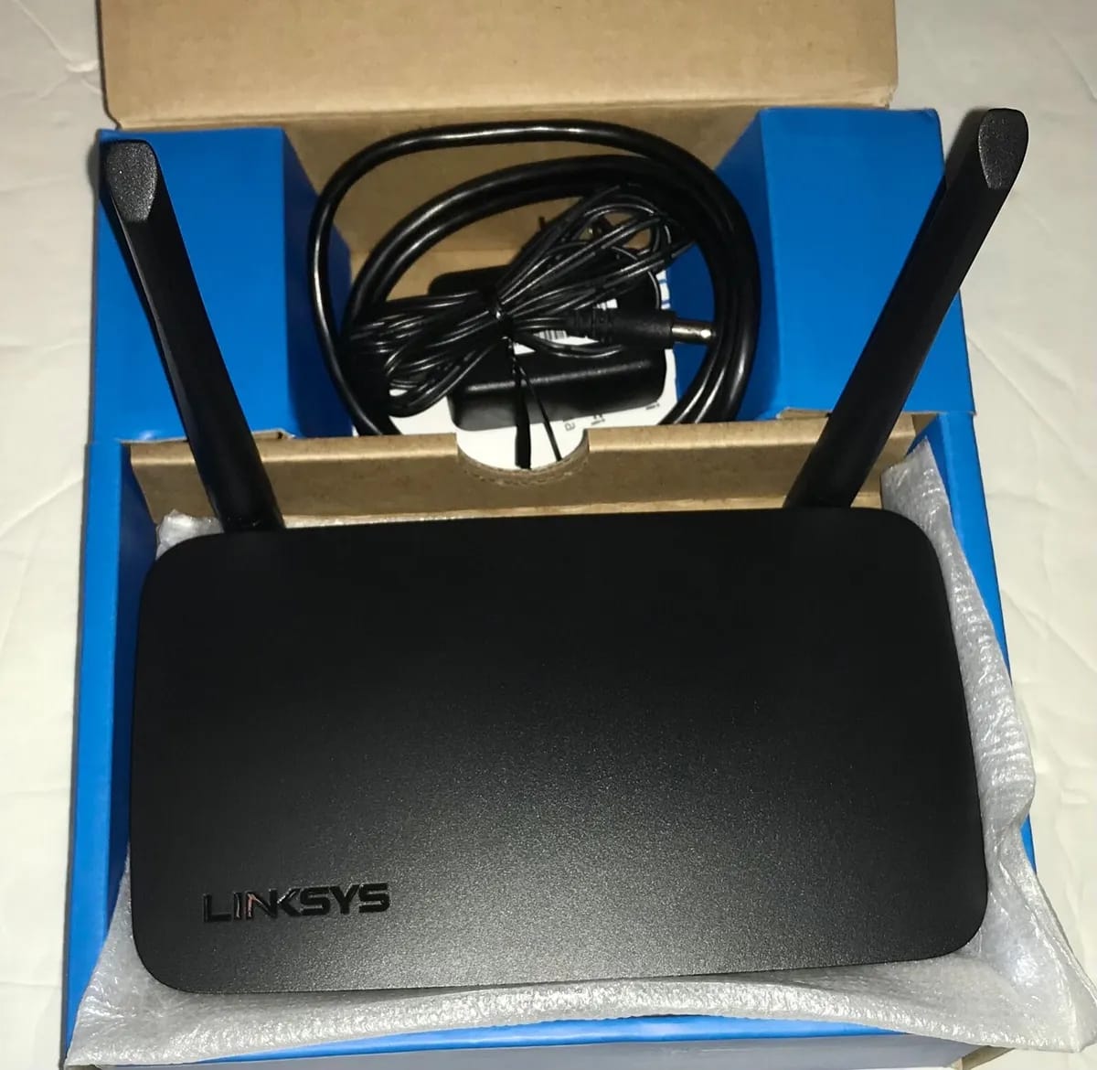 LINKSYS WiFi 5 ROUTER DUAL-BAND AC1200 (E5400) - KUN TRADERS
